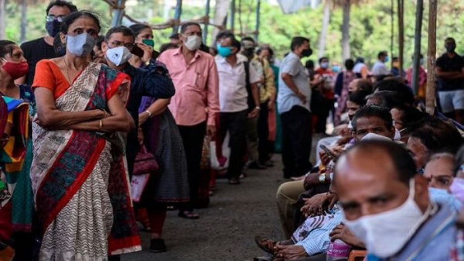 India reporta nueva marca mundial de casos diarios de coronavirus