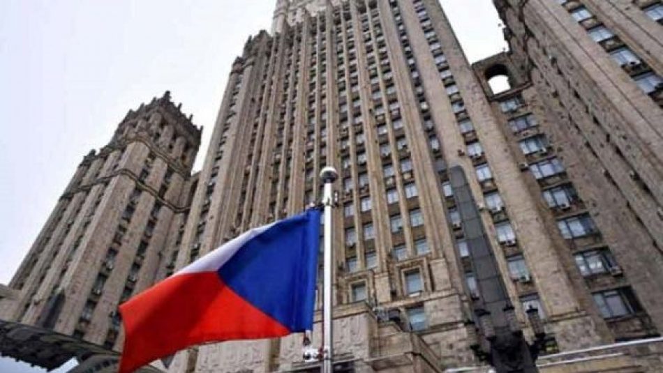 Rusia declara persona non grata a cinco diplomáticos de Polonia