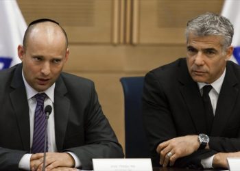 Bennett y Lapid acuerdan formar coalición para derrocar a Netanyahu