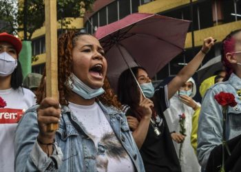 Menor de edad se suicida en Colombia tras abuso sexual de policías