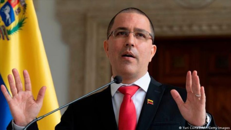 Venezuela reprocha a UE por no sancionar a Israel y Colombia