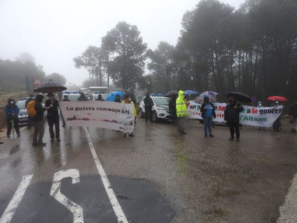 Como agua de mayo: Antimilitaristas y ecologistas retornaron a la Serra d’Aitana