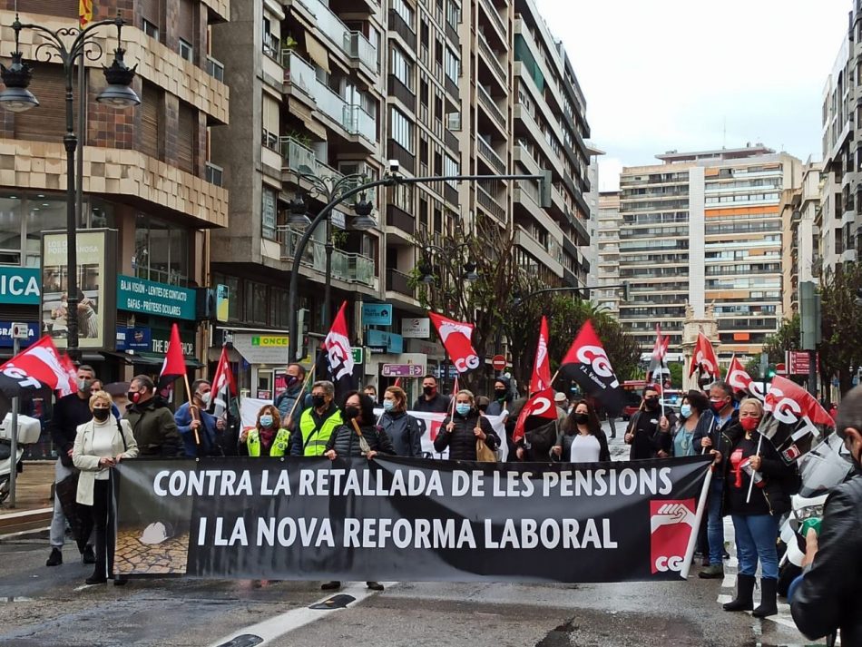 CGT torna a convocar per la derogació de les reformes laborals