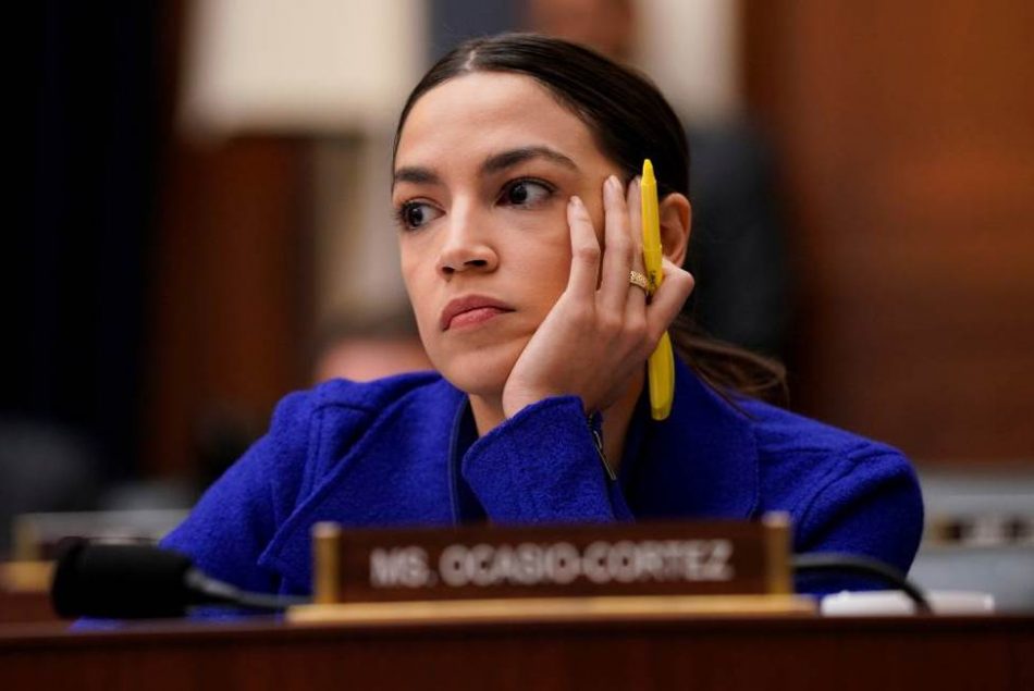 Alexandria Ocasio-Cortez lidera esfuerzo para bloquear venta de armas a “Israel”