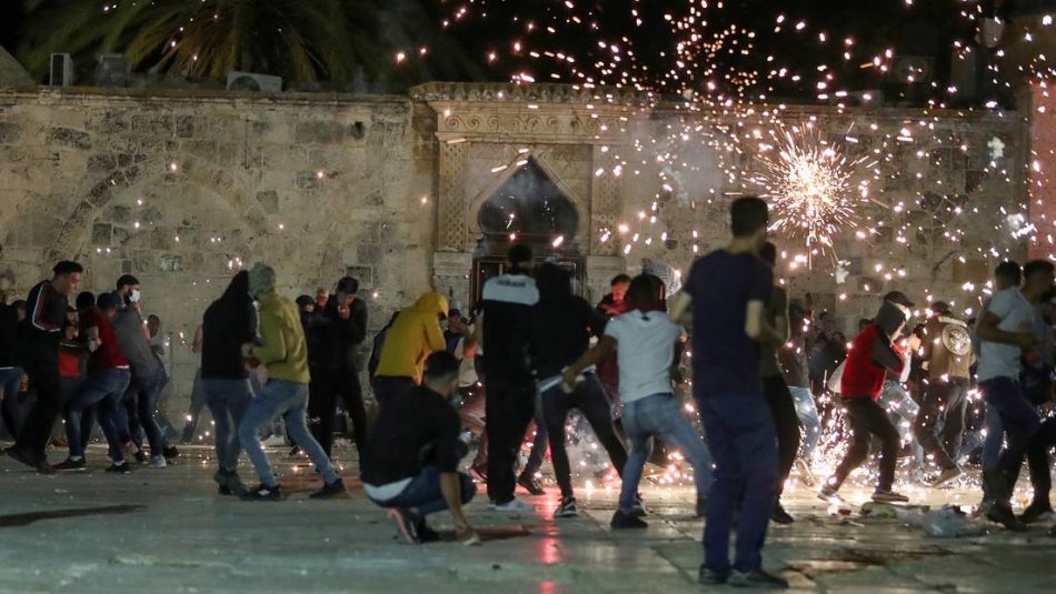 Al menos 205 heridos en enfrentamientos entre palestinos y la Policía israelí en el centro de Jerusalén: ¿qué está pasando?