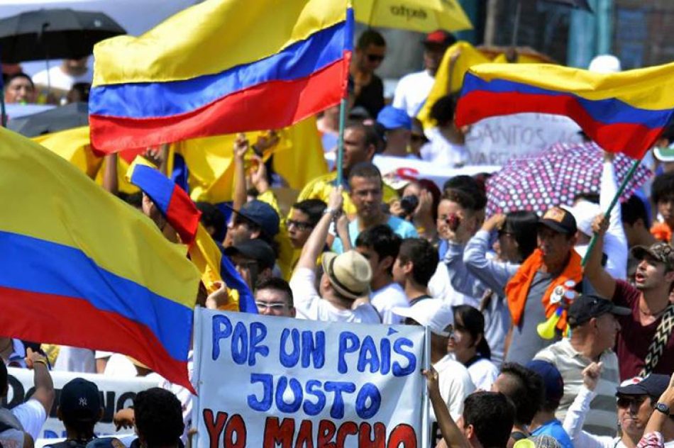 Denuncian campaña de medios para desvirtuar crisis en Colombia