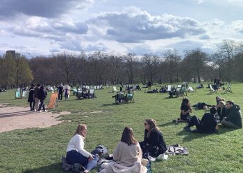 Una abrumadora mayoría de los habitantes de las ciudades españolas demanda más vegetación, aire puro y espacio para una movilidad limpia