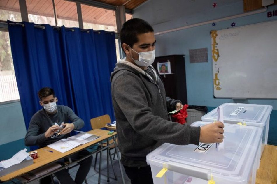 Elecciones en Chile: un nuevo desafío para consolidar su democracia y renovar a la clase política después del estallido social
