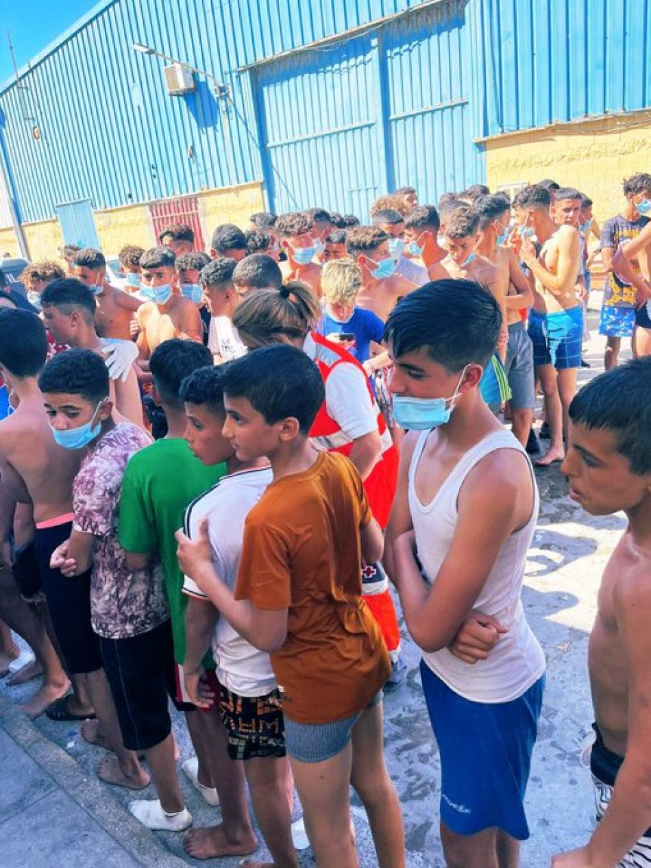 La Plataforma «Somos Migrantes» exige soluciones humanitarias al Gobierno y denuncia la externalización de las fronteras de la UE a terceros países como Marruecos