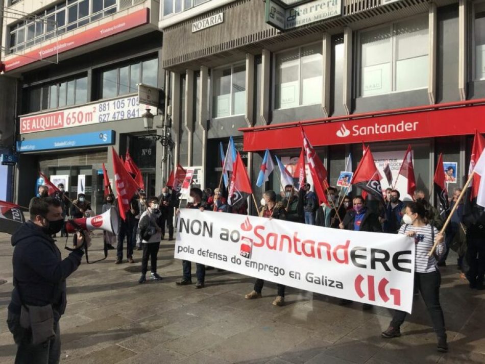 Banco Santander: recortes de plantilla, directivos millonarios y superanuncios