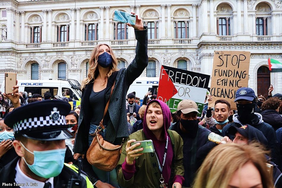 Manifestación en Londres: «Stop massacre in Palestina»