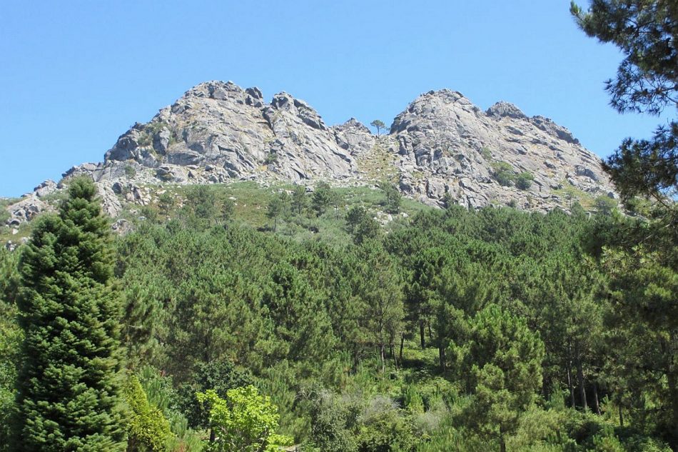 La presión social y el activismo en defensa del medio ambiente le ganan la partida al parque eólico de la Serra do Galiñeiro