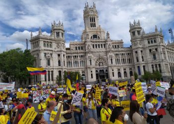 Las protestas colombianas inundan Madrid en una marcha masiva contra el gobierno de Duque y la represión de las movilizaciones