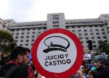 Avanza en Argentina juicio contra represores de la última dictadura