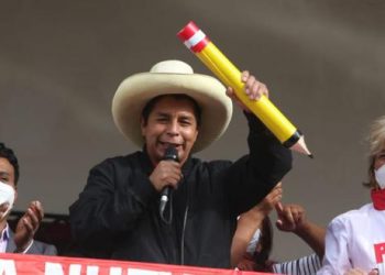 Fin de campaña caliente para Castillo y Fujimori