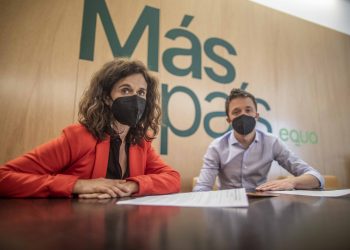 Una decena de alcaldes y concejales de distintas formaciones progresistas analizan el papel que tendrán los Ayuntamientos en la transición verde de Andalucía