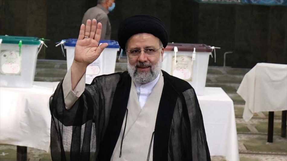 Los primeros resultados oficiales dan por ganador a Ebrahim Raisi en las elecciones iraníes