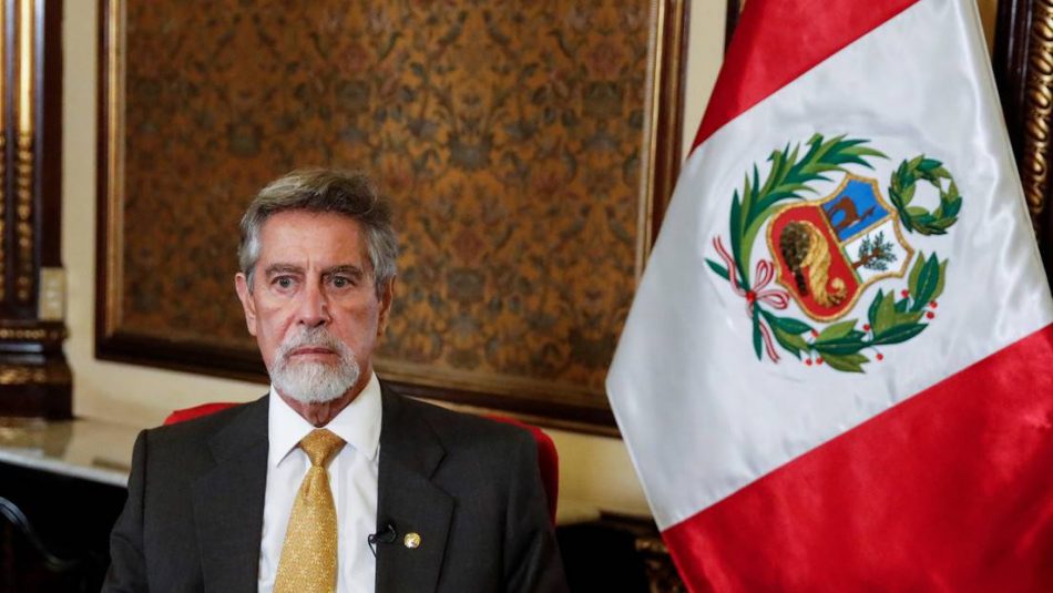 El presidente en funciones de Perú pide investigar los indicios de golpe militar contra Pedro Castillo