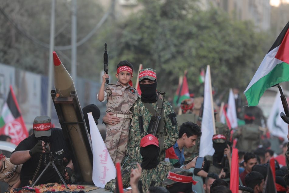 Decenas de miles de militantes del Frente Popular para la Liberación de Palestina (FPLP) se movilizaron en Gaza con consignas anti-israelíes