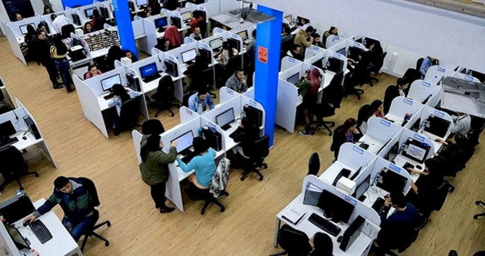 La CGT promueve una huelga de 24 horas en los Contact Center de todo el país