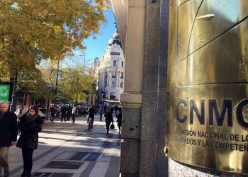 La CNMC multa con 203,6 millones y prohíbe contratar con la Administración a las principales constructoras españolas por alterar licitaciones públicas durante 25 años