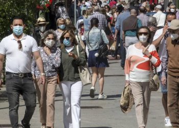 Pedro Sánchez anuncia que la mascarilla en el exterior dejará de ser obligatoria el 26 de junio