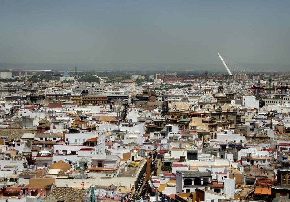 El Observatorio de Desigualdad de Andalucía alerta de que la pandemia ha agravado las brechas sociales