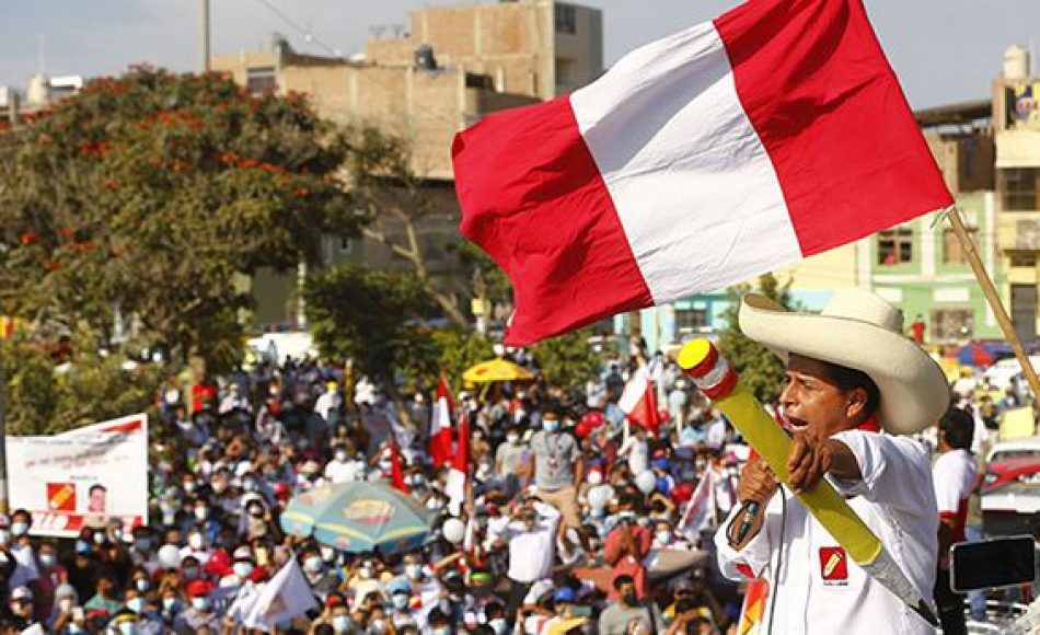 Organizaciones argentinas saludan el triunfo de Pedro Castillo