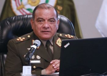 Anuncian la dimisión del jefe de comando de Fuerzas Armadas de Perú
