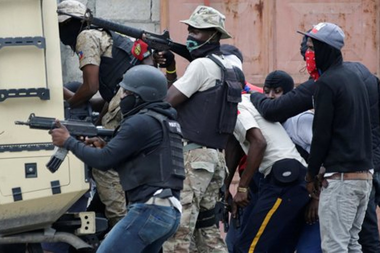 Nuevamente bandas armadas sembraron el pánico en Haití, después de haber asesinado el miércoles a varias personas - Tercera Información -Tercera Información