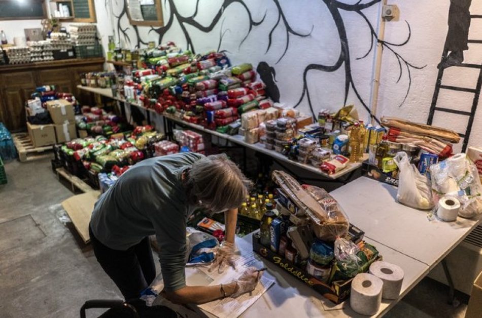 Las redes vecinales de Madrid siguen ayudando con alimentos a más de 13.000 personas al mes