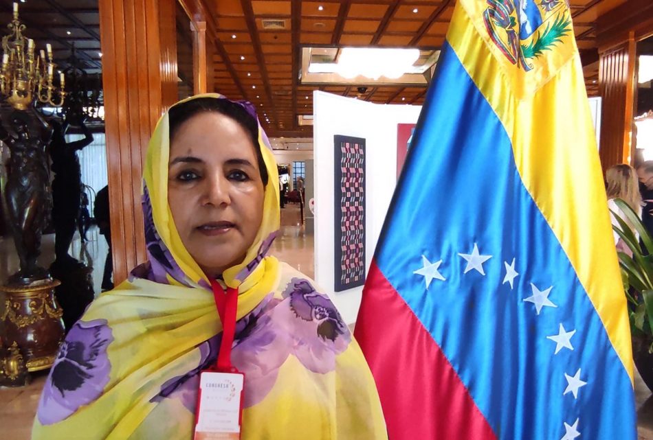 Enarbolando la bandera de la libertad desde Venezuela hasta el Sahara Occidental