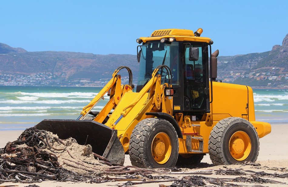 Presentan un manual para a limpeza ecolóxica de praias aos concellos das Rías Baixas