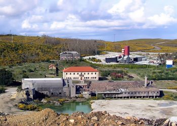 Desmantelada para chatarra a planta de tratamento da mina de Varilongo que levou máis de medio millón de euros a fondo perdido en axudas da Xunta de Galicia