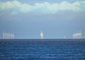Salvemos Cabana presenta alegaciones a los parques eólicos marinos de Iberdrola que afectan a uno de los tramos costeros de mayor valor ambiental de Galicia