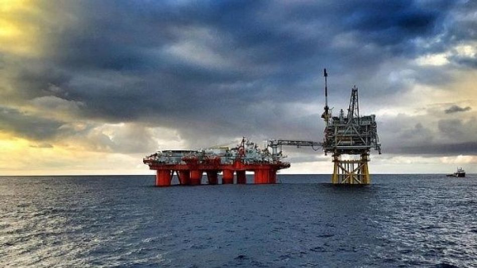 Argentina decide inhabilitar a petroleras que operan en Malvinas