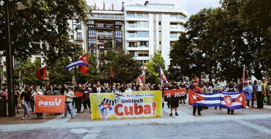 ¡Por Cuba No Pasarán!» Emigración cubana y solidaridad vasca convocaron a centenares de personas en Iruñea-Pamplona, Bilbao, Donostia e Irún