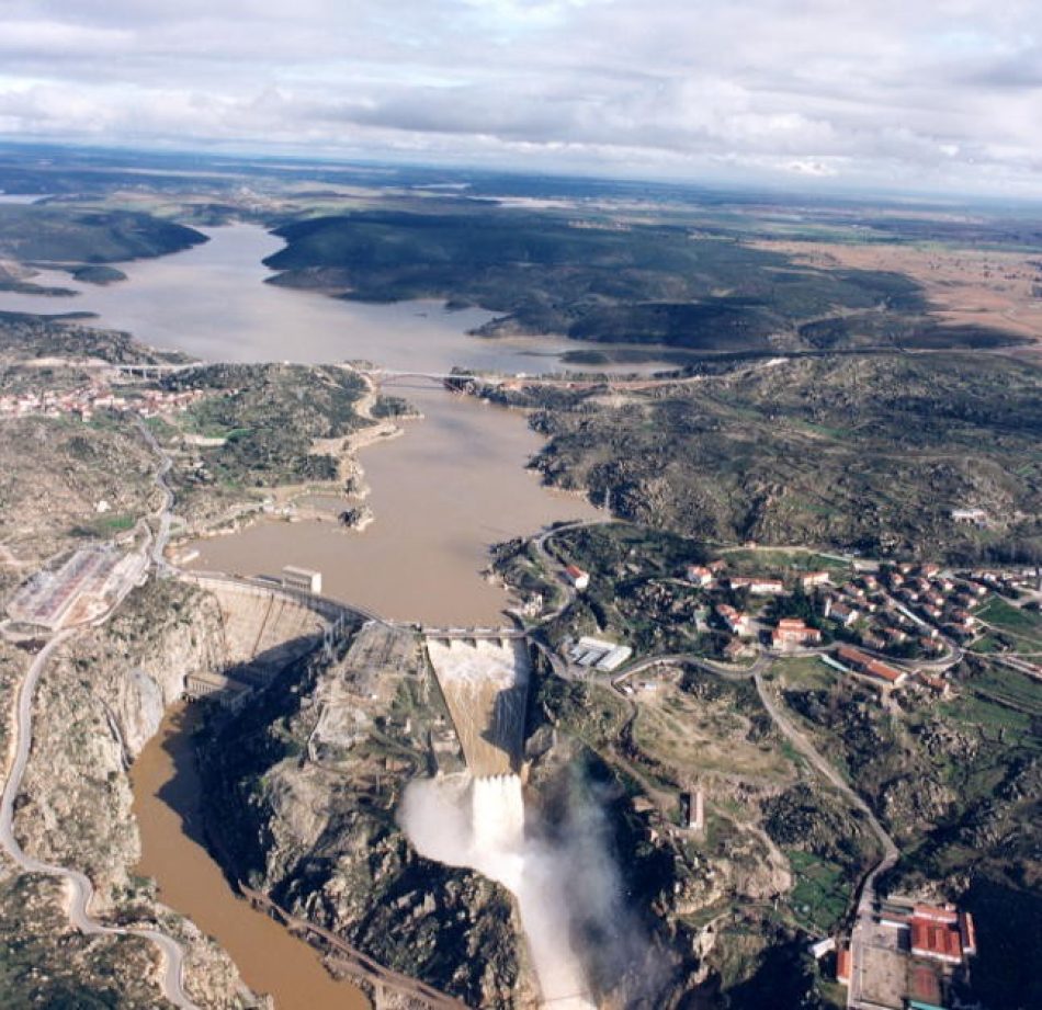 FACUA pide investigar drástica reducción de embalses explotados por Iberdrola y presenta un decálogo de medidas contra los abusos de las Eléctricas