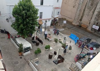 Critican al gobierno local de Tarifa por su modelo turístico que incrementa la contaminación acústica que soporta y sufre la población