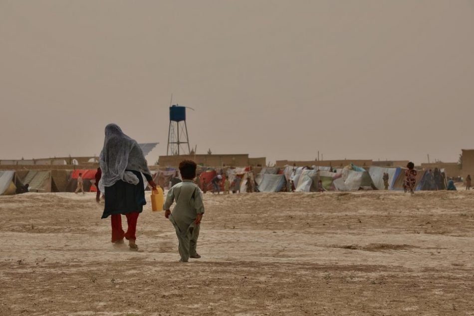 Podemos solicita implicación europea en la situación de los refugiados afganos y garantías para las mujeres y niños