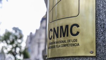 El Gobierno da luz verde al proyecto de ley que facilita la denuncia de contenidos ilícitos en las plataformas digitales e impone mayores sanciones