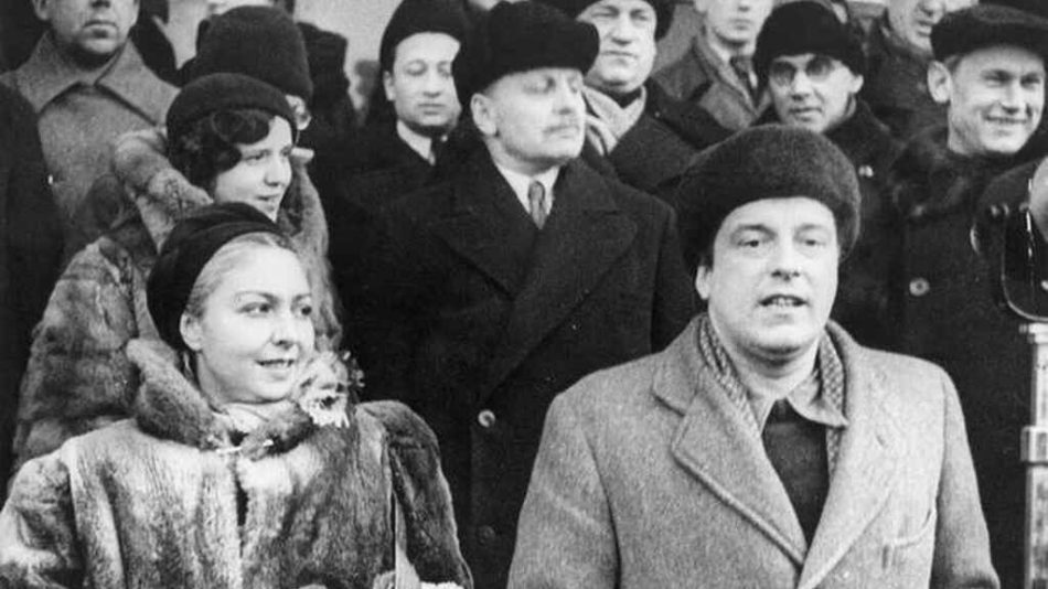 Recuerdos a Rafael Alberti, de su viaje a Moscú con María Teresa León, en el mes de marzo de 1937, y su entrevista con Stalin