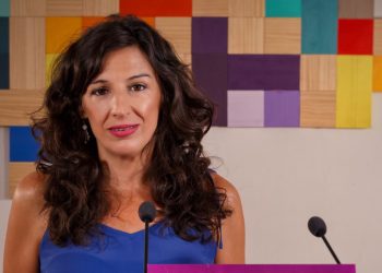 Podemos Andalucía tacha de poco ética la política de Imbroda en materia de FP y pide a Moreno Bonilla mayor control