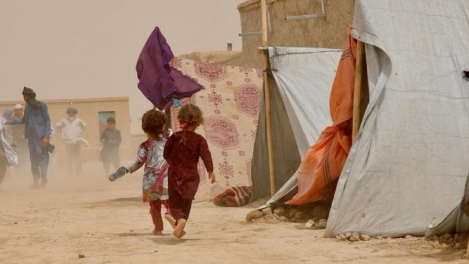 ACNUR lanza una advertencia contra los retornos forzados a Afganistán