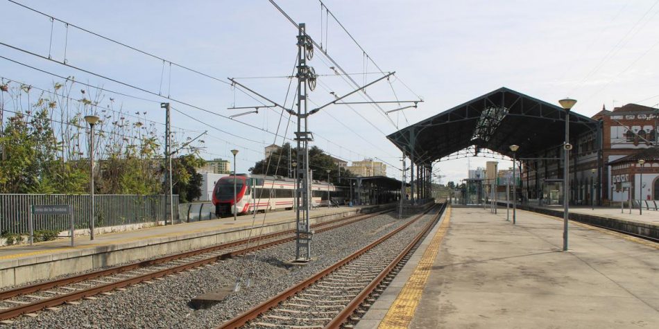 CCOO se opone al acuerdo entre el Ministerio de Transportes y el Gobierno de Aragón para sustituir el ferrocarril por autobuses