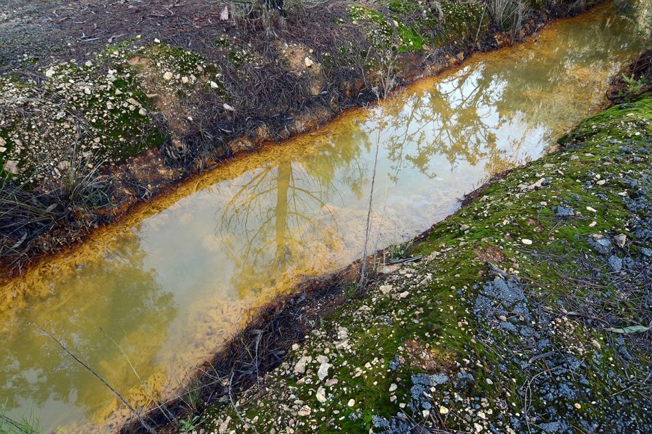 El elevado impacto ambiental de la mina de Touro sobre el sistema del Ulla y la ría de Arousa desaconseja la reapertura del proyecto por sus múltiples riesgos