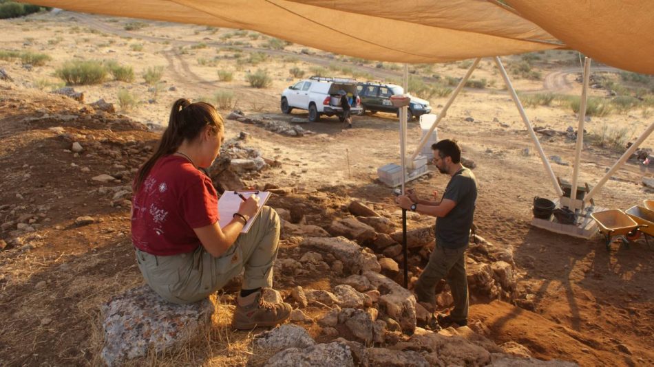 Descubren un poblado fortificado de hace 5000 años en Granada