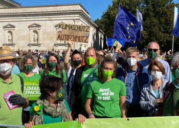 IU espera que Los Verdes “no opten por formar un gobierno de derechas” en Alemania y que el resultado de las elecciones suponga “el fin de las políticas de austeridad en Europa”