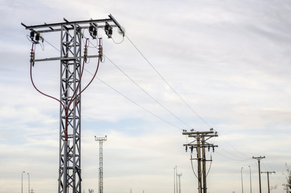 Organizaciones ecologistas apoyan el plan de choque para rebajar el recibo de la luz y rechazan las presiones de las empresas