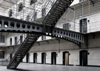 El ministro Marlaska sigue privatizando la seguridad exterior de las prisiones